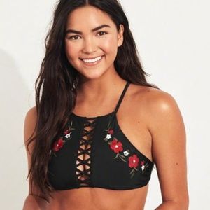Hollister Flower Strappy High-Neck Bikini Top (S)